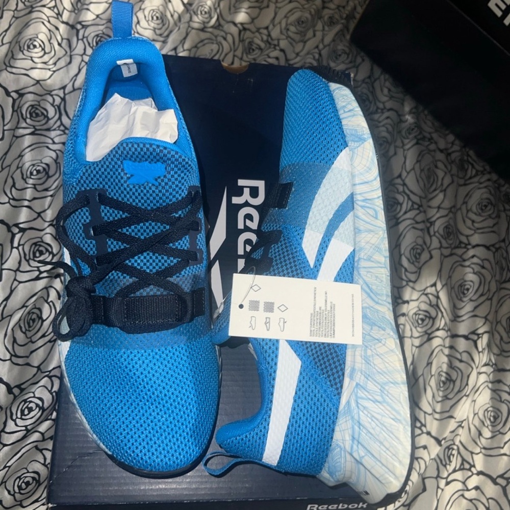 New Reebok Running shoes - Picture 2 of 4